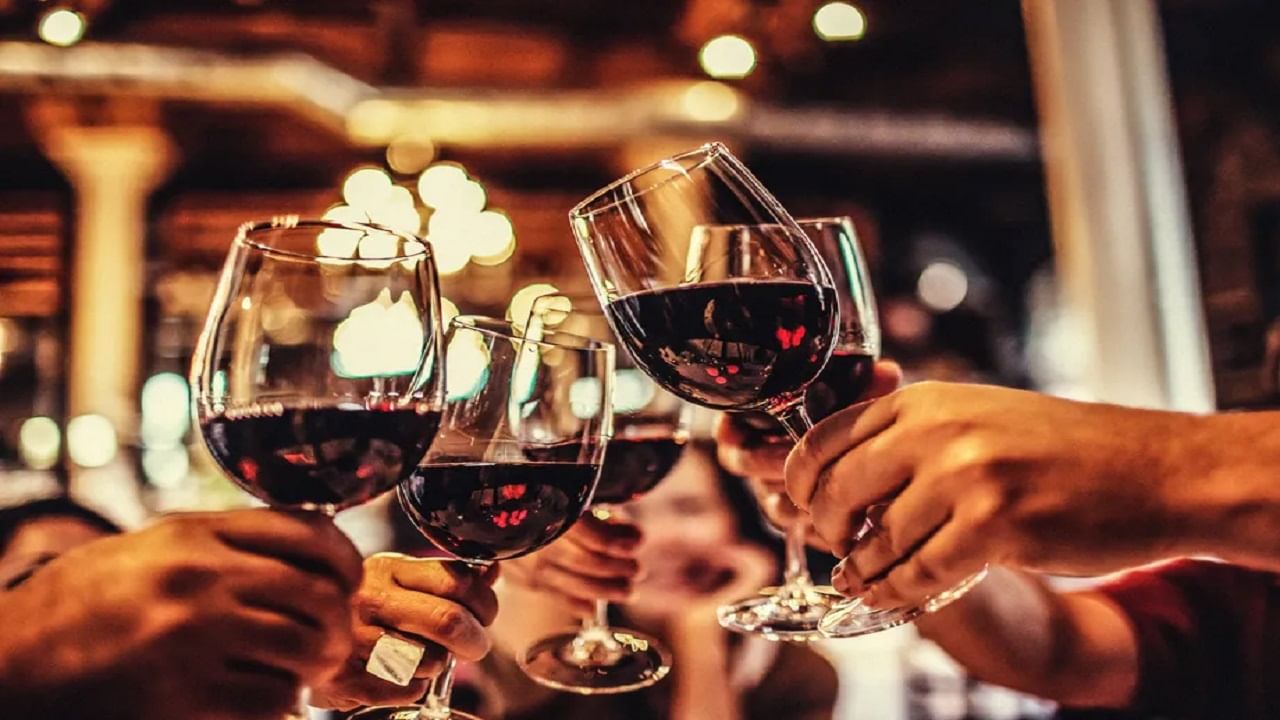 Wine Capital Nashik | नाशिकमध्ये जांभळापासून वाइन निर्मिती; राज्यातली आगळीवेगळी मधुशाला...!