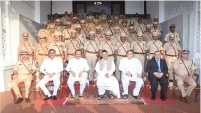 राज्यपालांच्या हस्ते 97 पोलीस अधिकारी व कर्मचाऱ्यांना राष्ट्रपती पोलीस पदके प्रदान; 79 अधिकाऱ्यांना गुणवत्तापूर्ण सेवेसाठी पोलीस पदके