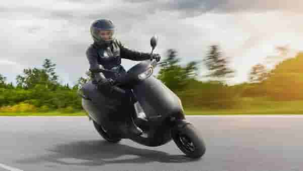Electric Scooter Charging चं टेन्शन खल्लास, अवघ्या 5 मिनिटात चार्ज होणार