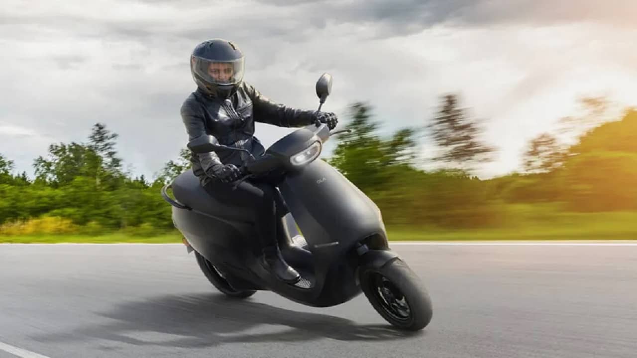 Electric Scooter Charging चं टेन्शन खल्लास, अवघ्या 5 मिनिटात चार्ज होणार