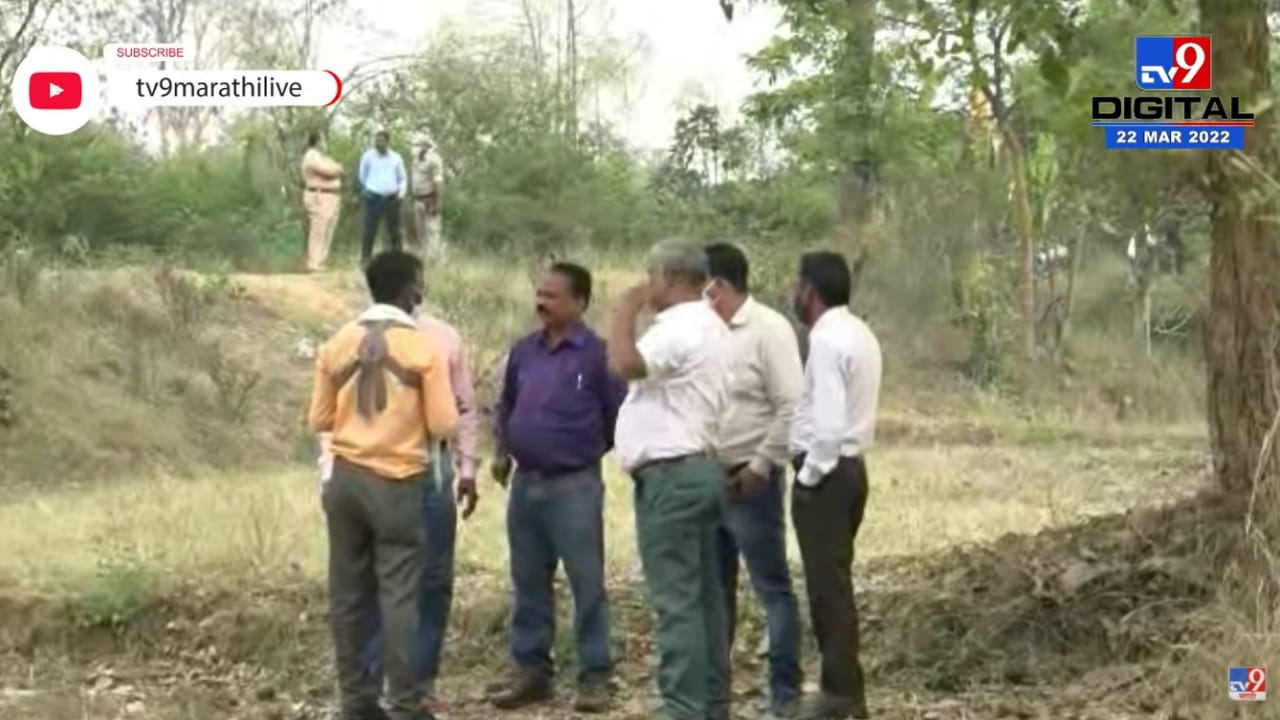 मोबदला न देता शेतात बळजबरीनं रेल्वेनं उभारलं टॉवर, आंदोलक शेतकऱ्यांना पोलिसांनी केली अटक