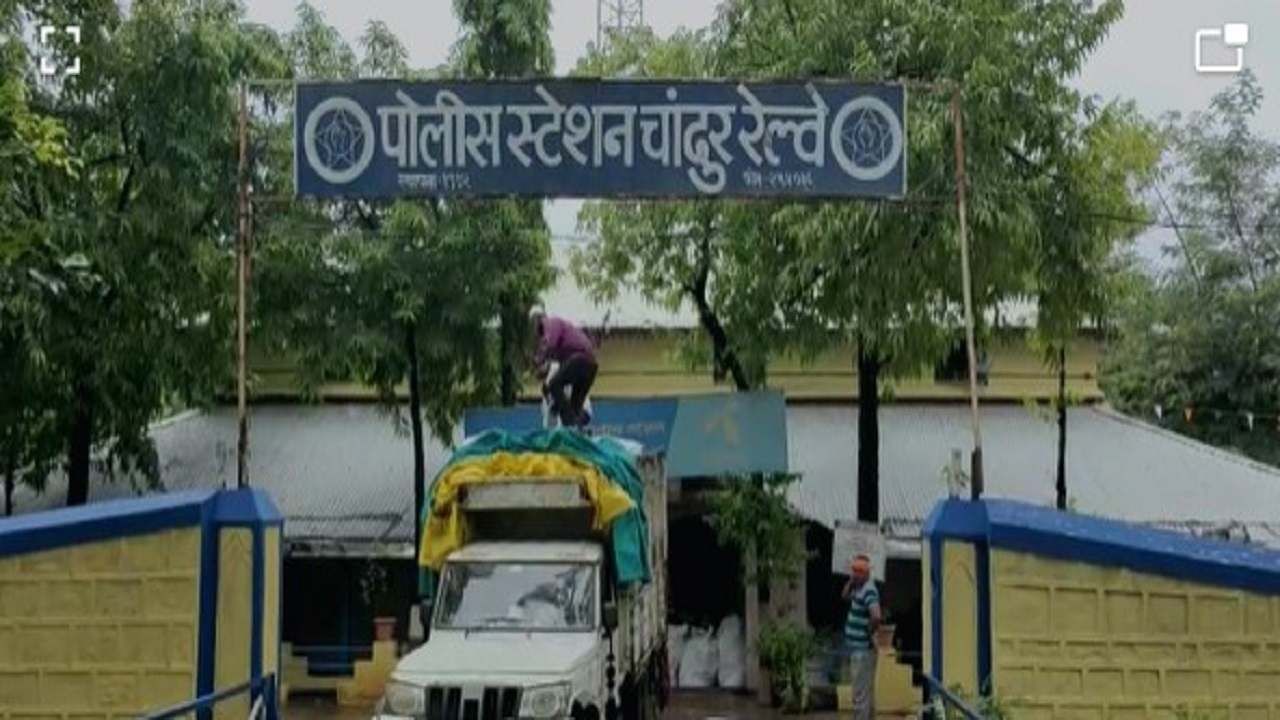 Amravati Crime | दारू पकडण्यासाठी गेलेल्या पोलिसाची हत्या प्रकरण; मांजरखेड येथील दोन आरोपींना जन्मठेप Amravati Crime | दारू पकडण्यासाठी गेलेल्या पोलिसाची हत्या प्रकरण; मांजरखेड येथील दोन आरोपींना जन्मठेप