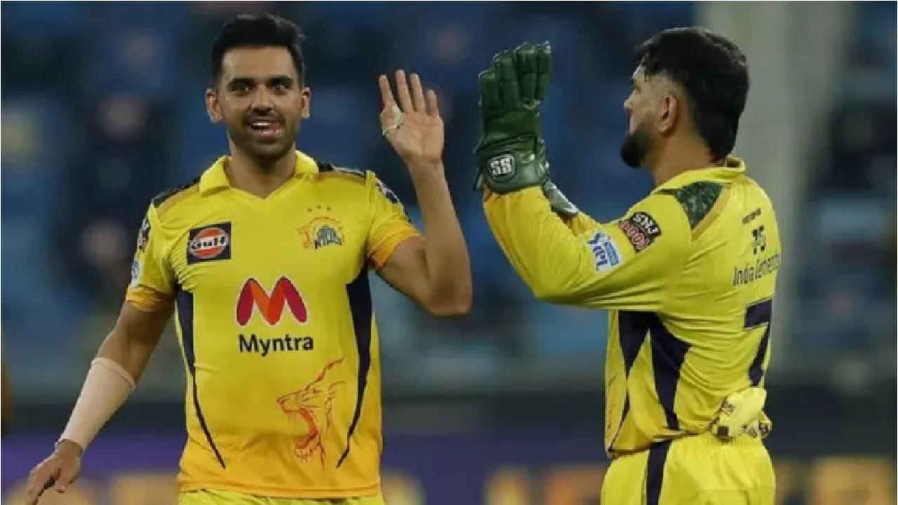 Deepak Chahar Fitness: दीपक चाहरच्या फिटनेसबद्दल महत्त्वाची अपडेट, कधीपर्यंत वाट पहायची ते CSK ने केलं स्पष्ट Deepak Chahar Fitness: दीपक चाहरच्या फिटनेसबद्दल महत्त्वाची अपडेट, कधीपर्यंत वाट पहायची ते CSK ने केलं स्पष्ट