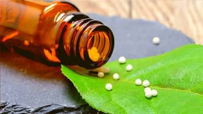 होमिओपॅथी म्हणजे रोग नाही रोगाचे कारणच नष्ठ करते; काय आहे ही औषध पद्धत जाणून घ्या