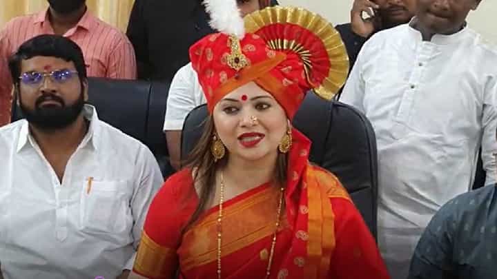 Video : भिती वाटत असेल राज ठाकरेंनी आदित्य ठाकरेंचा हात पकडून अयोध्येत जावं- दिपाली सय्यद Video : भिती वाटत असेल राज ठाकरेंनी आदित्य ठाकरेंचा हात पकडून अयोध्येत जावं- दिपाली सय्यद