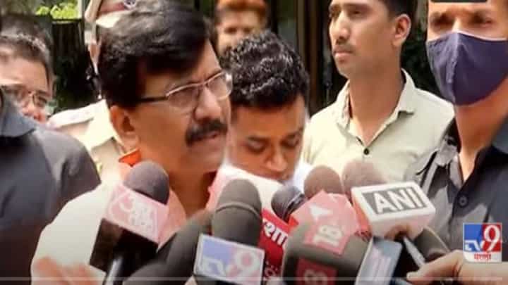 सुडाच्या भावनेनं कारवाई करण्यासाठी प्रशिक्षण घ्यावं लागेल, Sanjay Raut यांचा भाजपला टोला सुडाच्या भावनेनं कारवाई करण्यासाठी प्रशिक्षण घ्यावं लागेल, Sanjay Raut यांचा भाजपला टोला