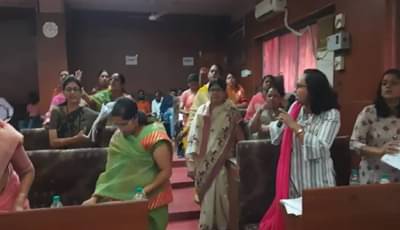 JALGAON मध्ये भाजप शिवसेनेत घनकचरा प्रकल्पावरून खडाजंगी, शिवसेनेने घेतले नमते