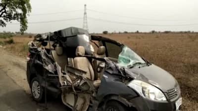 Nandurbar Accident | कंटेनर-आर्टिका गाडीचा भीषण अपघात, तीन जण ठार, रेल्वे सुरक्षा दलाच्या जवानाचा मृत्यू