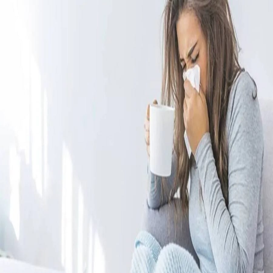 अननसाच्या रसाची आणखी एक खासियत म्हणजे तो रोगप्रतिकारशक्ती वाढवण्यातही प्रभावी आहे. रोगप्रतिकारशक्ती वाढवण्यासाठी व्हिटॅमिन सी युक्त पदार्थांचे सेवन केले पाहिजे.