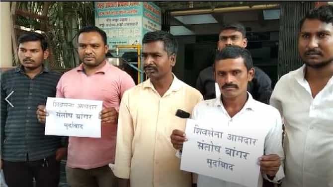 Aurangabad | शिवसेना आमदार संतोष बांगर यांच्याविरोधात वंचित आघाडी आक्रमक, औरंगाबाद, परभणीत आंदोलन