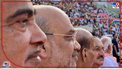 फोटो काढला स्मृती इराणी यांनी आणि क्रेडीट घेतलं दुसऱ्यानं, स्मृती इराणी म्हणाल्या...