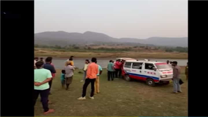 लेकरासह पत्नीचे प्राण वाचवूनच जीव सोडला, पवना धरणाच्या बॅकवॉटर परिसरात बुडून पित्याचा मृत्यू लेकरासह पत्नीचे प्राण वाचवूनच जीव सोडला, पवना धरणाच्या बॅकवॉटर परिसरात बुडून पित्याचा मृत्यू