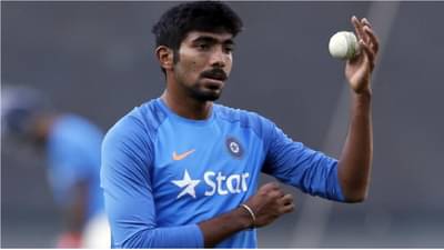 IPL 2022 Mumbai Indians Jasprit Bumrah ला काय झालय? इतकी वाईट बॉलिंग त्याने कशी केली?