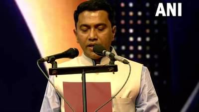 Pramod Sawant : प्रमोद सावंतांनी घेतली मुख्यमंत्रीपदाची शपथ, मंत्रिमंडळात गोमंतक पक्षाला स्थान नाही, कोण आहेत नवे मंत्री?