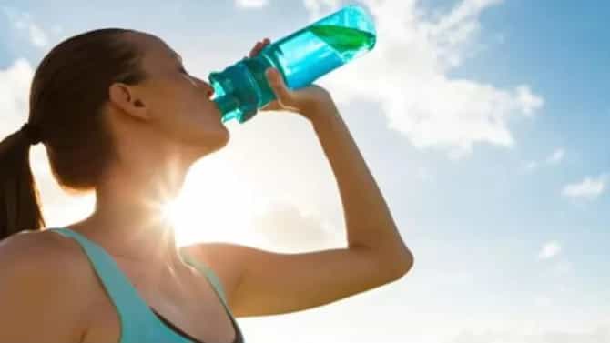 Healthy Foods : उष्णतेवर मात करण्यासाठी या 5 आरोग्यदायी पदार्थांचा आहारात समावेश करा!