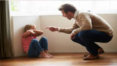 लहान मुलांना तुम्ही जर मारहाण करत असाल तर याकडे लक्ष द्या; तुम्ही त्यांचा आत्मविश्वास हिरावून घेत आहात...