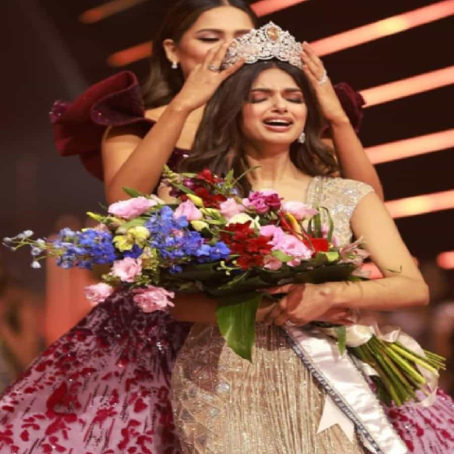 हरनाझ कौर संधू हिने 2021 चा मिस युनिव्हर्सचा किताब जिंकला. तो क्षण भारतासाठी अभिमानाचा होता. सगळ्या देशाने तिच्यावर अभिनंदनाचा वर्षाव केला. पण भारताची शान असणाऱ्या हरनाझला सध्या ट्रोल केलं जातंय.