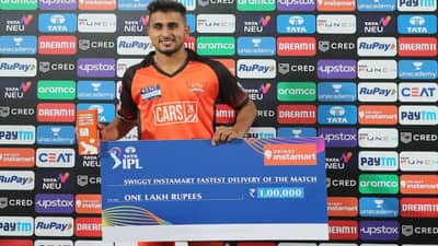 Umran Malik SRH: काश्मिरी गोलंदाज उमरान मलिकचा फॅन झाला मायकल वॉन, म्हणाला मी असतो तर...