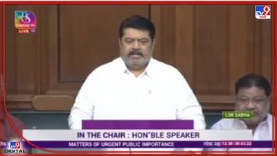 त्यांना बेघर होऊ देऊ नका, रेल्वेमार्गालगच्या झोपडपट्ट्यांचे पुनर्वसन करा-मनोज कोटक