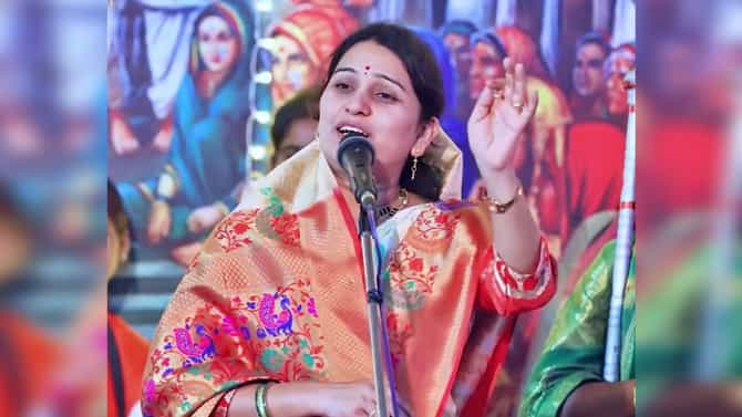 Video : मुलगा देवपूजेला करतो टाळाटाळ... मग काय घडतं? वनिताताईं पाटील यांनी सांगितली मजेशीर कथा; Kirtan viral