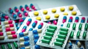 Antibiotics : काळजी घ्या... अँटिबायोटिक्समुळे धोकादायक आजारामध्ये होतेय वाढ