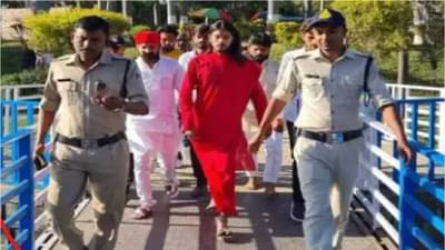 Mahant Rape MP : आधी IPS, नेते हात जोडून उभे असायचे आता त्यांनीच भगवा उतरवला, रेपचा आरोपी सीताराम दास अखेर अटकेत