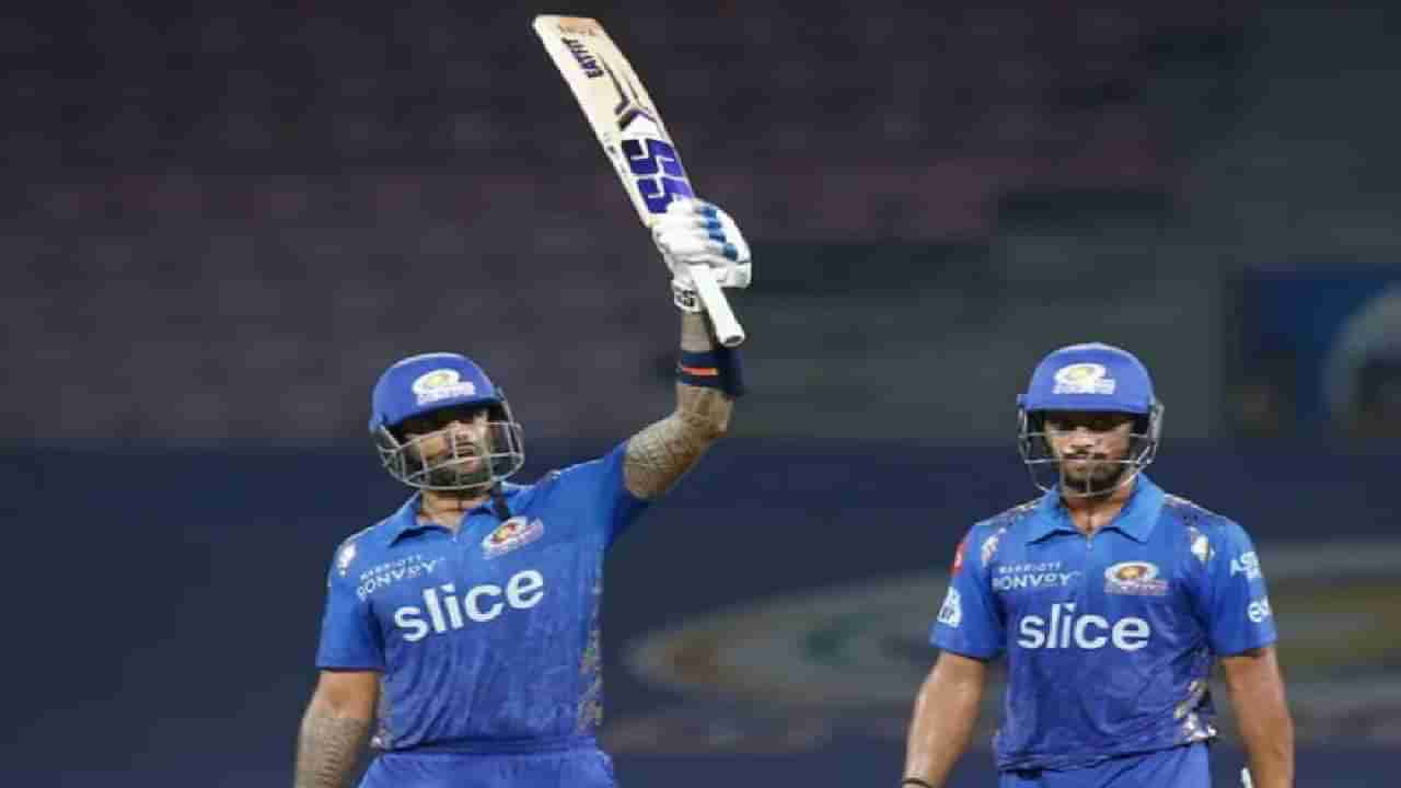 MI vs RR IPL 2022 Match Result: रोहित शर्माला बर्थ डे गिफ्ट, बोल्टला इशानने खडेखडे मारलेला कडक SIX एकदा पहाच