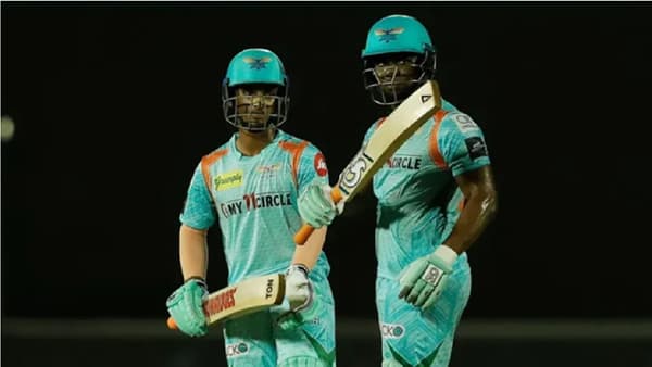 LSG vs CSK IPL 2022: CSK ला आज दीपक चाहरची आठवण आली असेल, लखनौच्या इविन लुईसच्या बॅटमधून फोर, सिक्सचा पाऊस