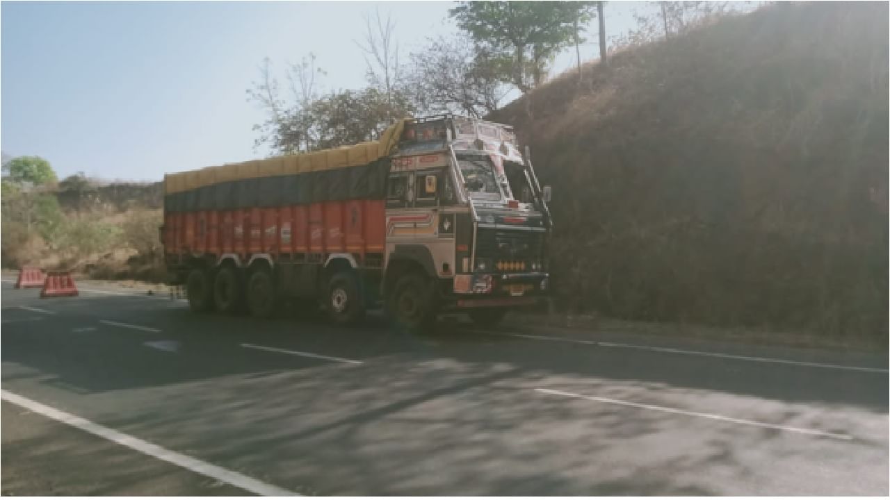 दरोडेखोराचा फिल्मी स्टाईल पाठलाग, जखमी होऊनही पोलिसाने गचांडी धरलीच, कसारा घाटात थरारनाट्य