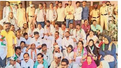 Aurangabad | आठ दिवसानंतर पाणी तरीही 4,500 रुपये पाणीपट्टी का? राष्ट्रवादी काँग्रेस आक्रमक