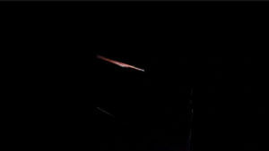 Meteor Shower or Satellite ? : आकाशातून पडताना तुम्हाला दिसलं ते नेमकं काय? शोध लागला? जाणून घ्या तज्ज्ञांचं मत