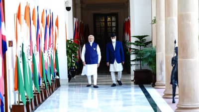 डिजिटल इकोनॉमीसाठी नेपाळला भारताची मदत... जाणून घ्या काय होईल फायदा