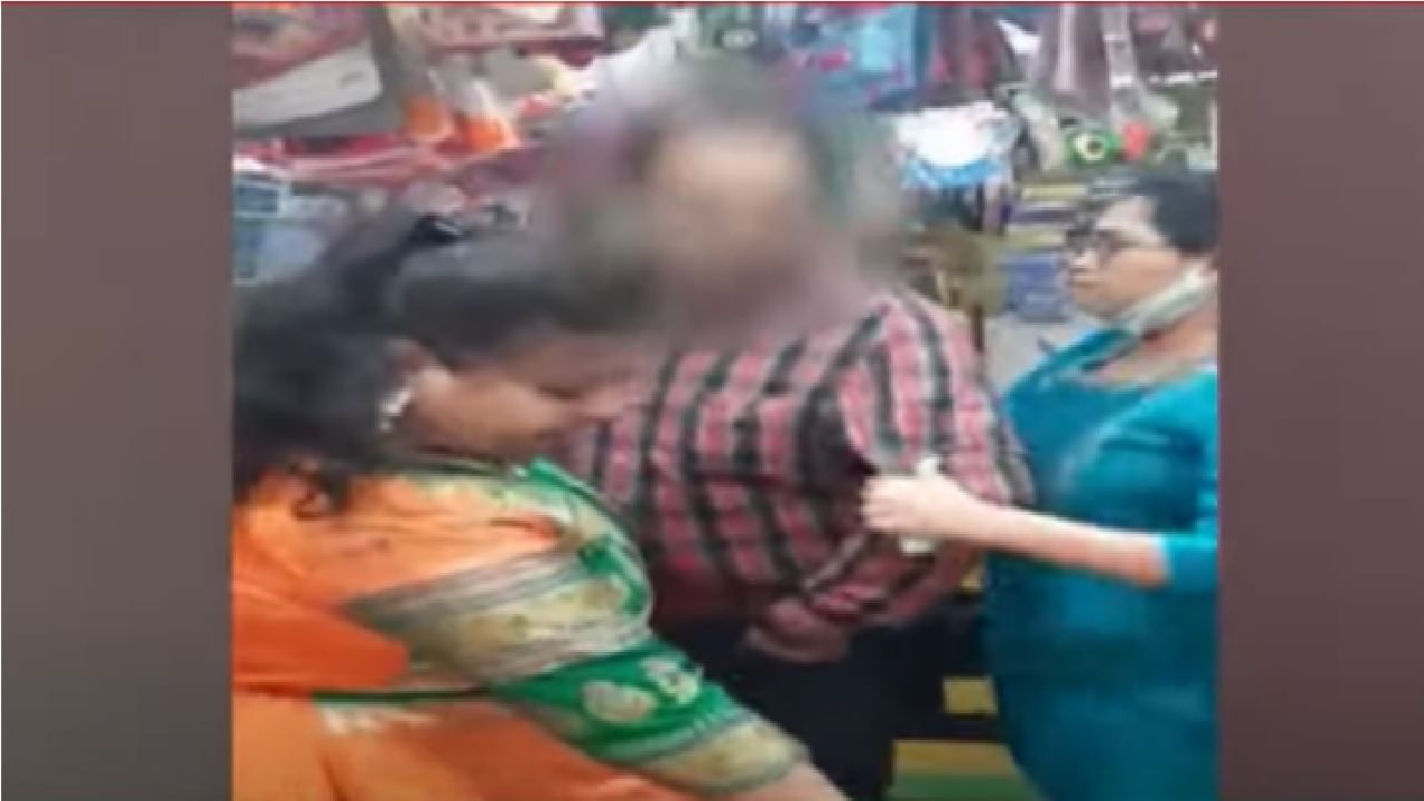 Badlapur VIDEO | महिला ग्राहकांचे नंबर घेऊन व्हिडीओ कॉल, बायकांनी दुकानात घुसून 'पुष्पराज'ला फोडला