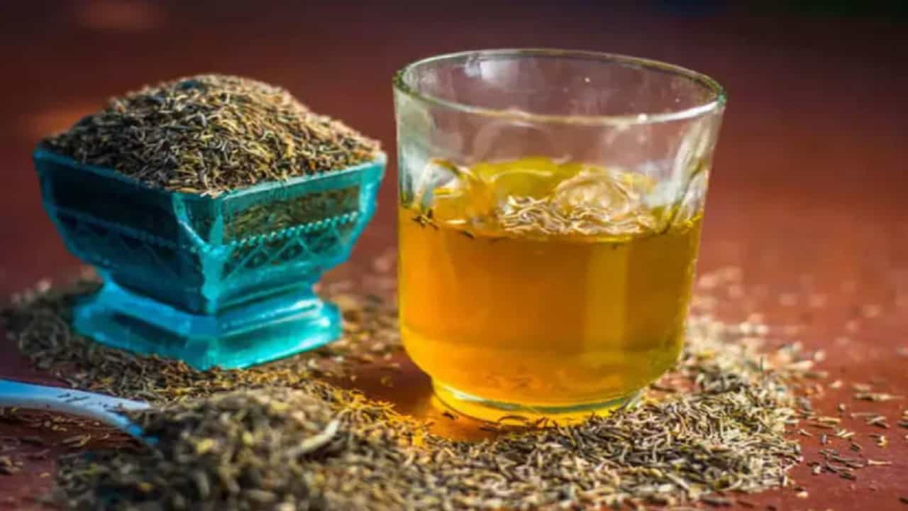 Weight loss Tips : जिऱ्याचे पाणी वजन कमी करते, मात्र या गोष्टींची विशेष काळजी घ्या!