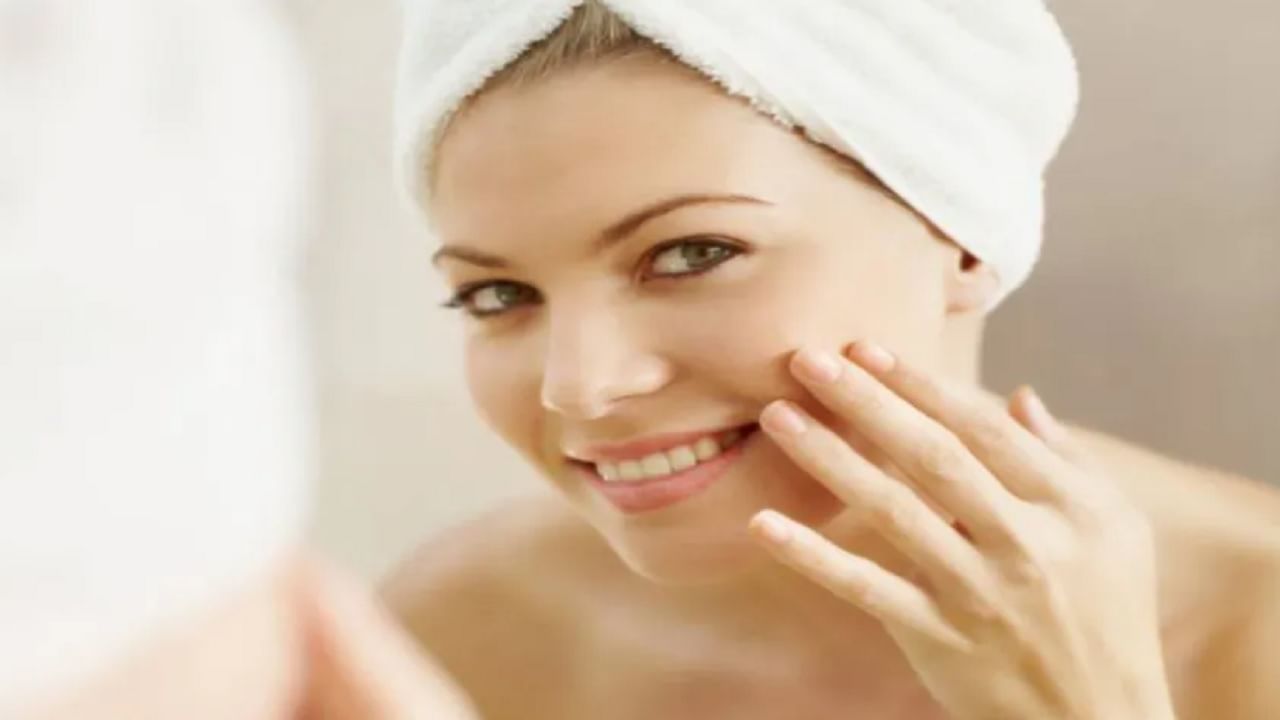 Skin care : उन्हाळ्याच्या हंगामात त्वचेवरील तेज टिकवण्यासाठी या खास टिप्स फाॅलो करा!
