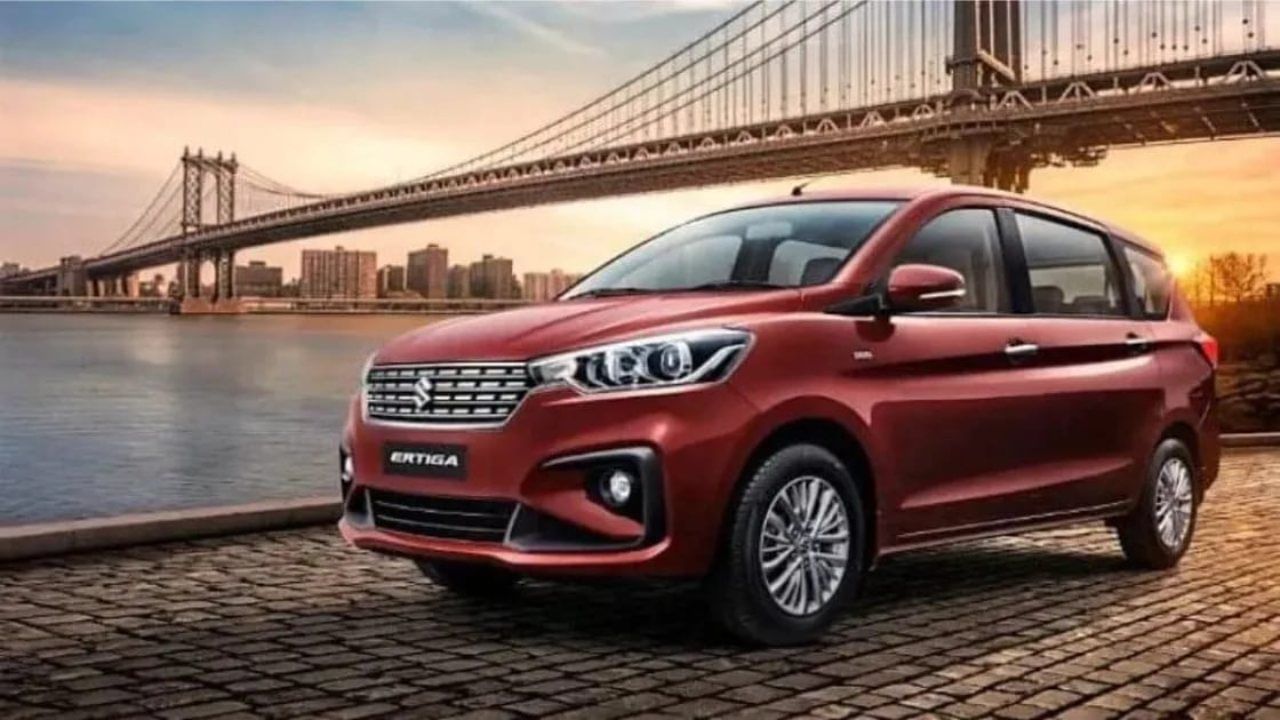 2022 Maruti Ertiga चे व्हेरिएंट, कलर ऑप्शन्स लीक, कस्टमाईज इंटीरियर-एक्स्टीरियर मिळणार