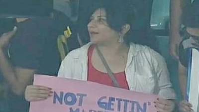 IPL 2022 CSK vs RCB: RCB विजेतेपद मिळवणार नाही, तो पर्यंत मी..., महिला फॅनने घेतली वेगळीच शपथ