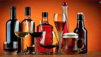 कोरोनाच्या दुसऱ्या लाटते राज्यात सर्वाधिक दारू विक्री, गेल्या तीन वर्षांचा रेकॉर्ड तोडला; तरीही महसुलात घट