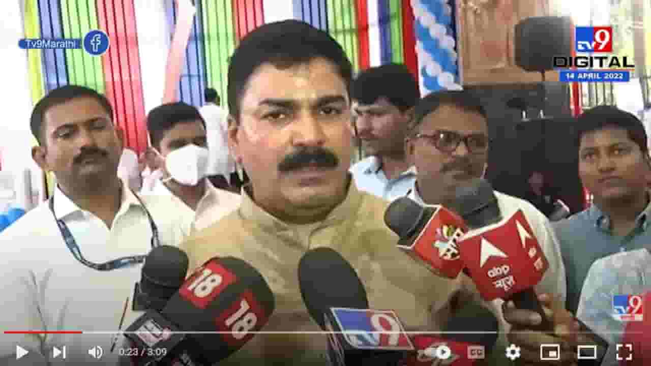 Chaityabhoomi वर Rahul Shewale यांचे Dr. Babasaheb Ambedkar यांना अभिवादन