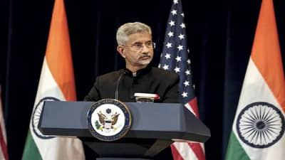 मानवाधिकाराचे ज्ञान झाडणाऱ्या अमेरिकेवर भारताचा पलटवार, जयशंकर म्हणाले- इंडिया नाम सुनकर फ्लावर समझे क्या, फायर है मैं
