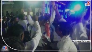 Video Raju Karemore | भंडाऱ्यात जय भीमच्या तालावर थिरकले आमदार, राष्ट्रवादीच्या राजू कारेमोरेंचा डान्स एकदा बघाच...