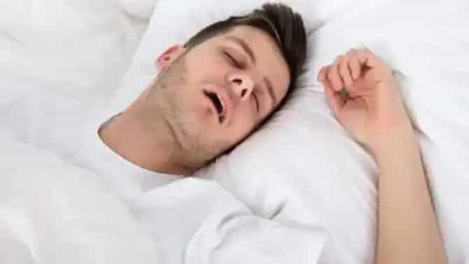 Health : तोंड उघडे ठेवून झोपण्याची सवय आरोग्यासाठी अत्यंत धोकादायक, वाचा महत्वाचे!