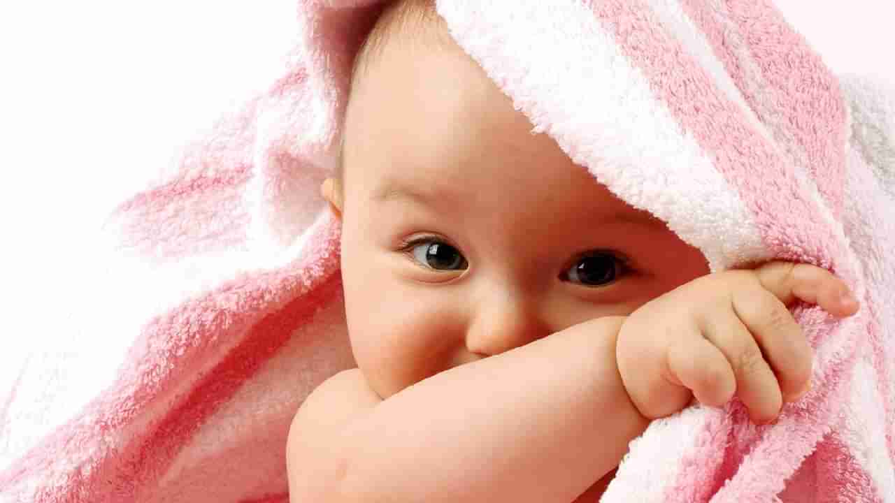 बाळाचं नाव सुचवा अन् सात लाख रूपये मिळवा, बेबी नेमरसारखी सुखाची नोकरी नाही!