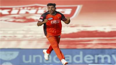 SRH vs PBKS Umran malik IPL 2022: उमरान मलिकची डेंजरस लास्ट ओव्हर, मेडन टाकून चार विकेट, पहा VIDEO