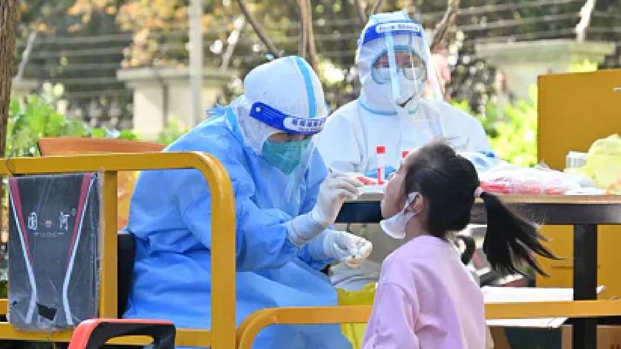 Coronavirus in China : चीनमध्ये कोरोनाचा धुमाकूळ, शांघायमध्ये लॉकडाऊननंतर कोरोनाचा पहिला मृत्यू