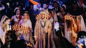 Milind Gaba Wedding Photo:  बिग बॉस फेम गायक मिलिंद गाबाने गर्लफ्रेंडसोबत बांधली लग्नगाठ