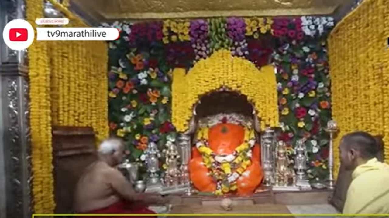 अंगारकी चतुर्थीनिमित्त रांजणगाव गणपती मंदिरात भाविकांची गर्दी