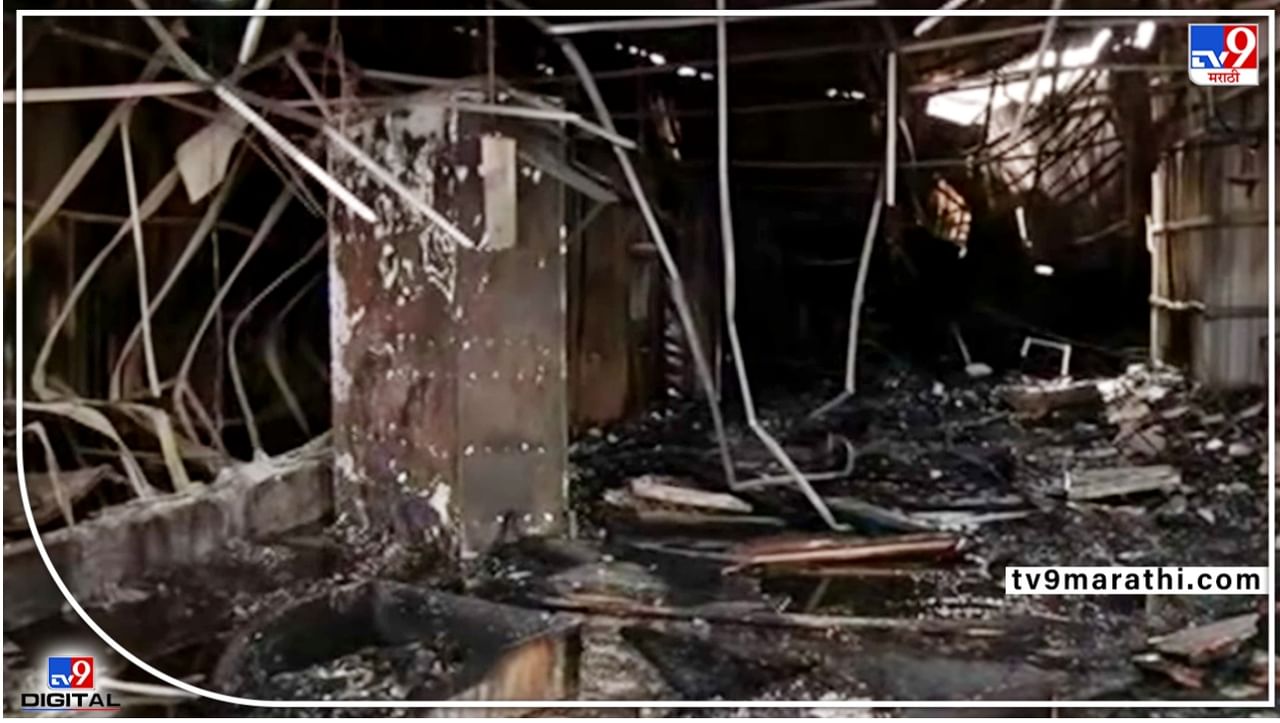 Pune fire incident : पुण्याच्या खराडीत फर्निचरच्या दुकानांना लागलेली आग तासाभरानंतर आटोक्यात, बारा दुकानं खाक