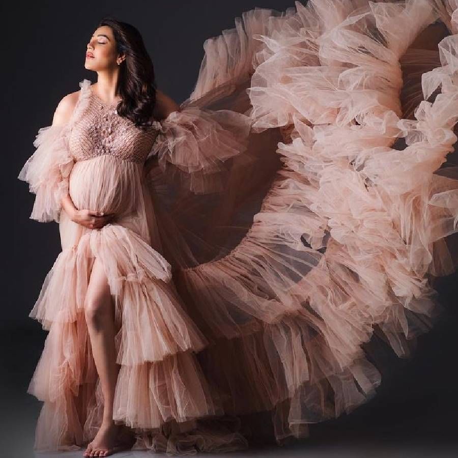 काजलच्या मुलाच्या जन्मानंतर त्यांच्या मुलाची एक झलक पाहण्यासाठी चाहते आतुर झाले आहेत. याबरोबरच त्याचे नाव  काय ठेवले हे जाणून घेण्याची चाहत्यांना उत्सुकता लागून राहिली होती. चाहत्यांची ही प्रतीक्षा आता संपली आहे