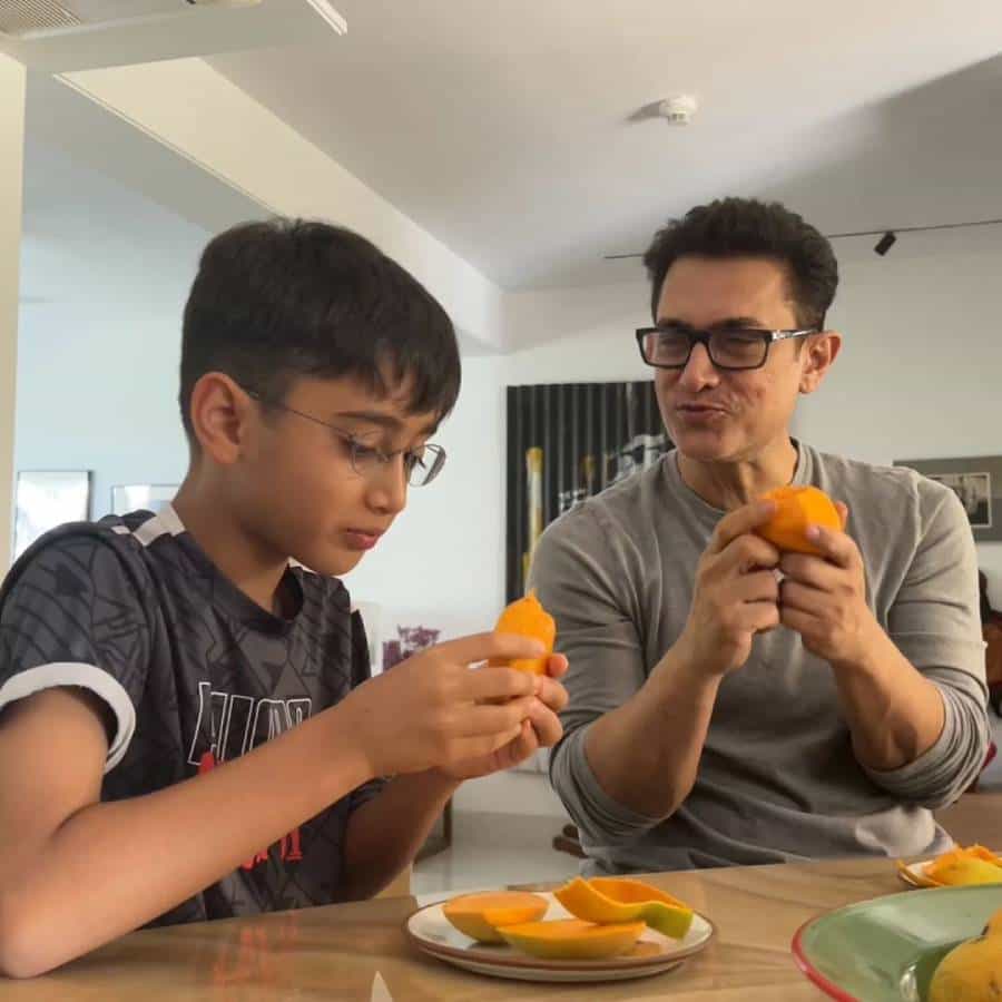 अभिनेता अमिर खान कायम आपल्या वेगळेपणामुळे सोशल मीडिया, बातम्यांमधून चर्चेत राहत असतो. आता पुन्हा एकदा तो वेगळ्या कारणामुळे चर्चेत आला आहे.